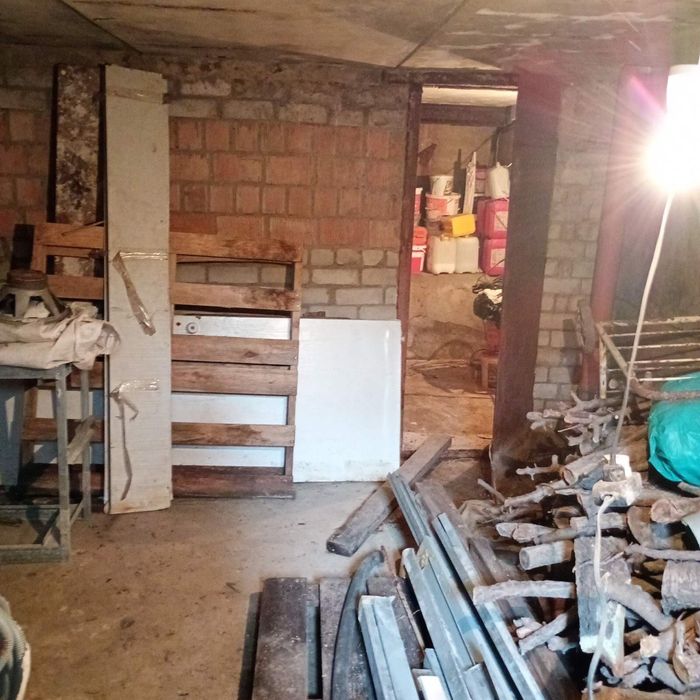 Гараж кирпичный с ямой