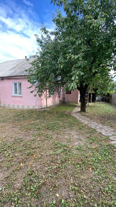 Без комісії! Продам 1/2 будинку в м. Фастів, вул.Терешкової, 10