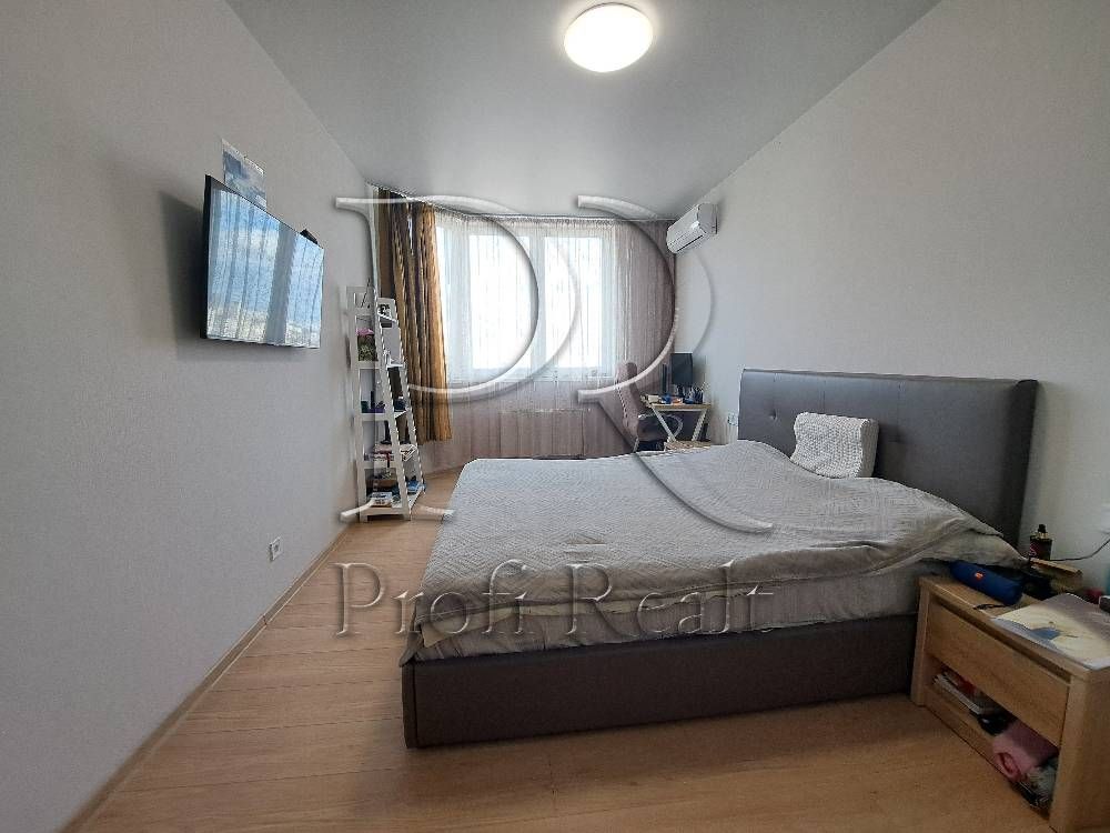 Продаж 2к.кв. проспект Відрадний/Отрадный 2 з ремонтом ЖК Відрадний