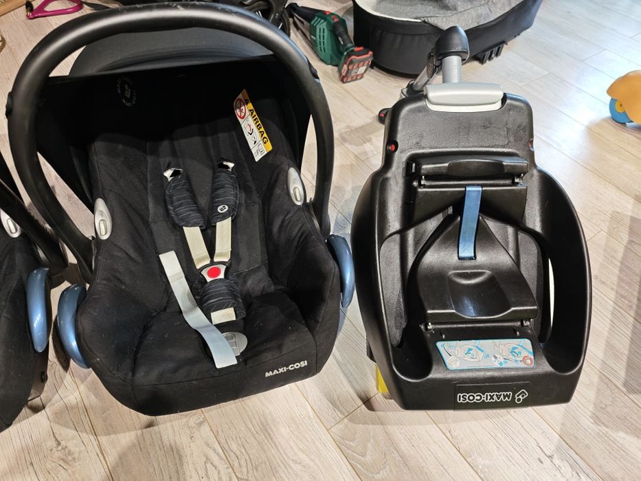 Maxi-Cosi nosidełko z bazą