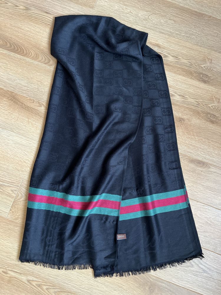 Шарф палантин Gucci