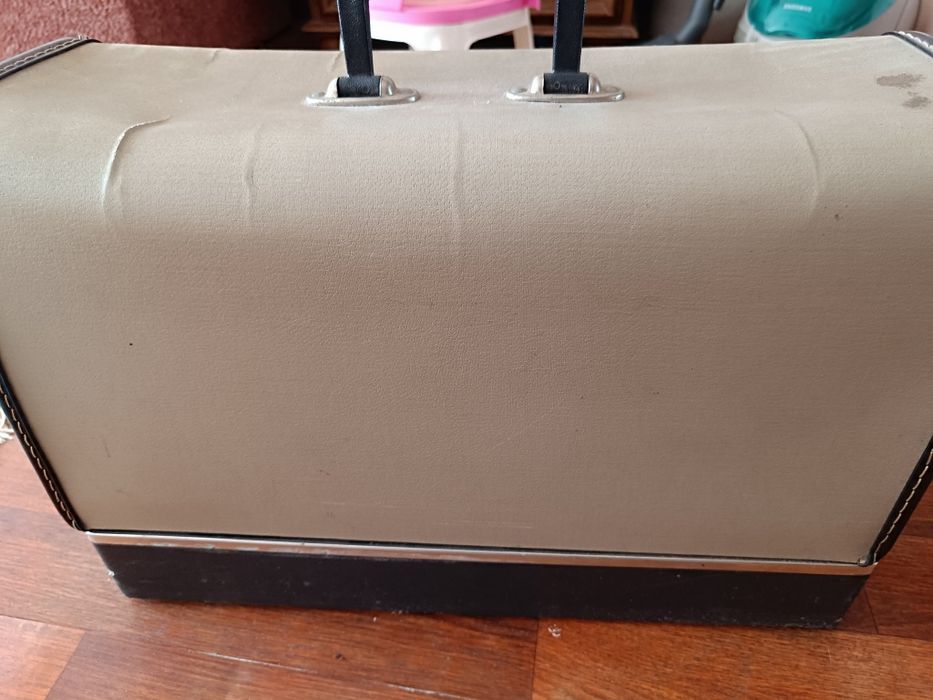 Швейная машинка Veritas