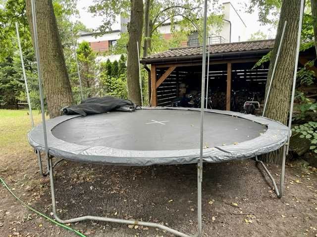 Trampolina 4 metry używana z siatką.