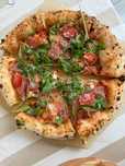 Pizza wypiekana na żywo na evencie, imprezie, weselu, urodzinach