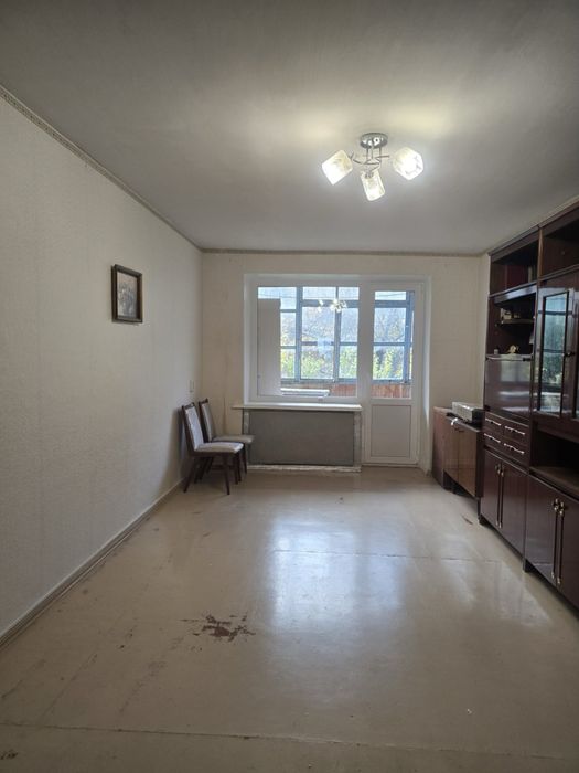 Продаж 3х кім. по Приморській, район Спецстроя.