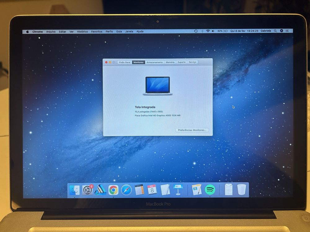 Mac Book Pro 15” a funcionar perfeitamente