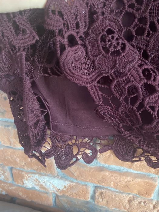 Sukienka koronkowa Mohito