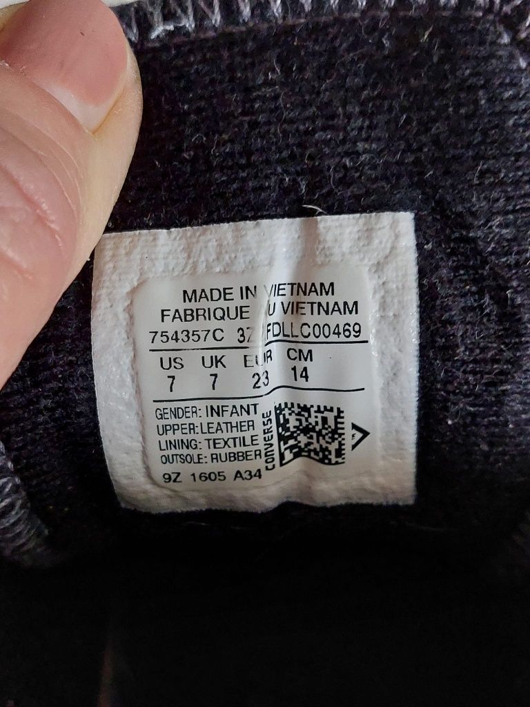 Adidasy za kostkę. Converse All Stars. Rozmiar 23.