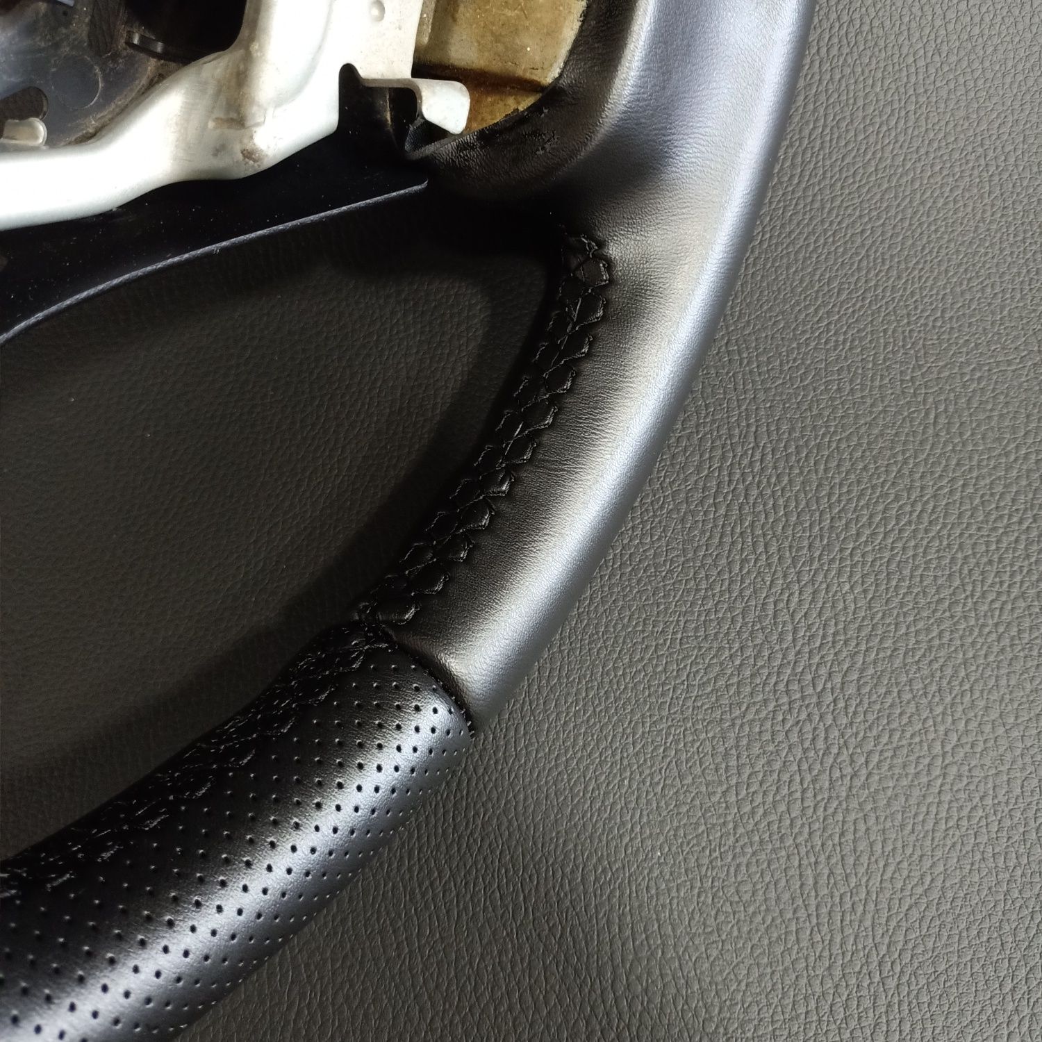 Руль Мазда 6/5/3 Mazda 6/5/3 на ОБМІН
