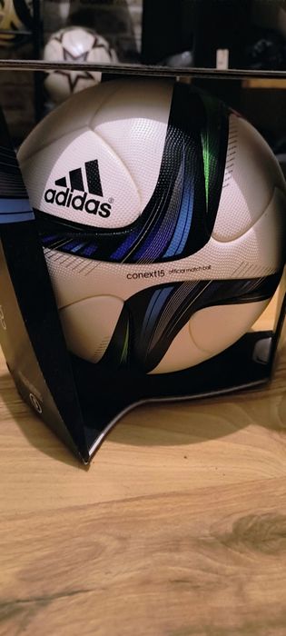 Piłka meczowa Conext 15 Omb