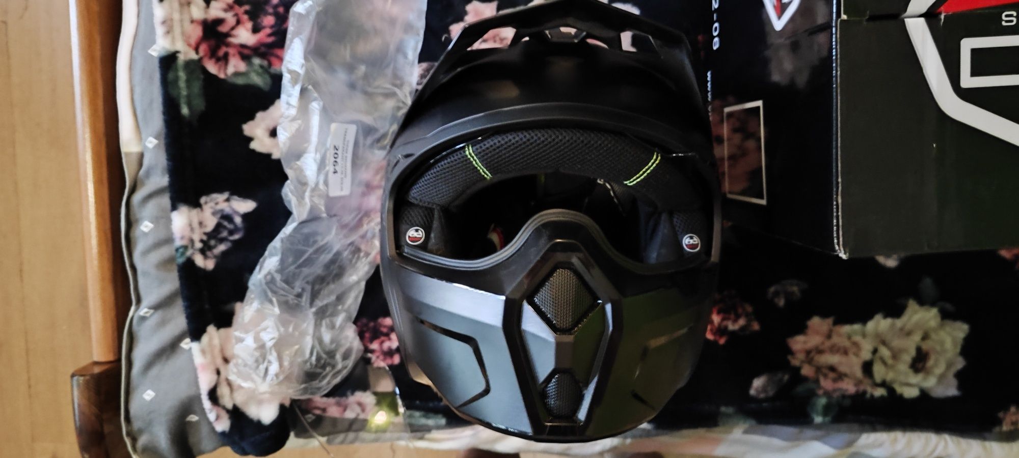 Kask motocyklowy Vito predator
