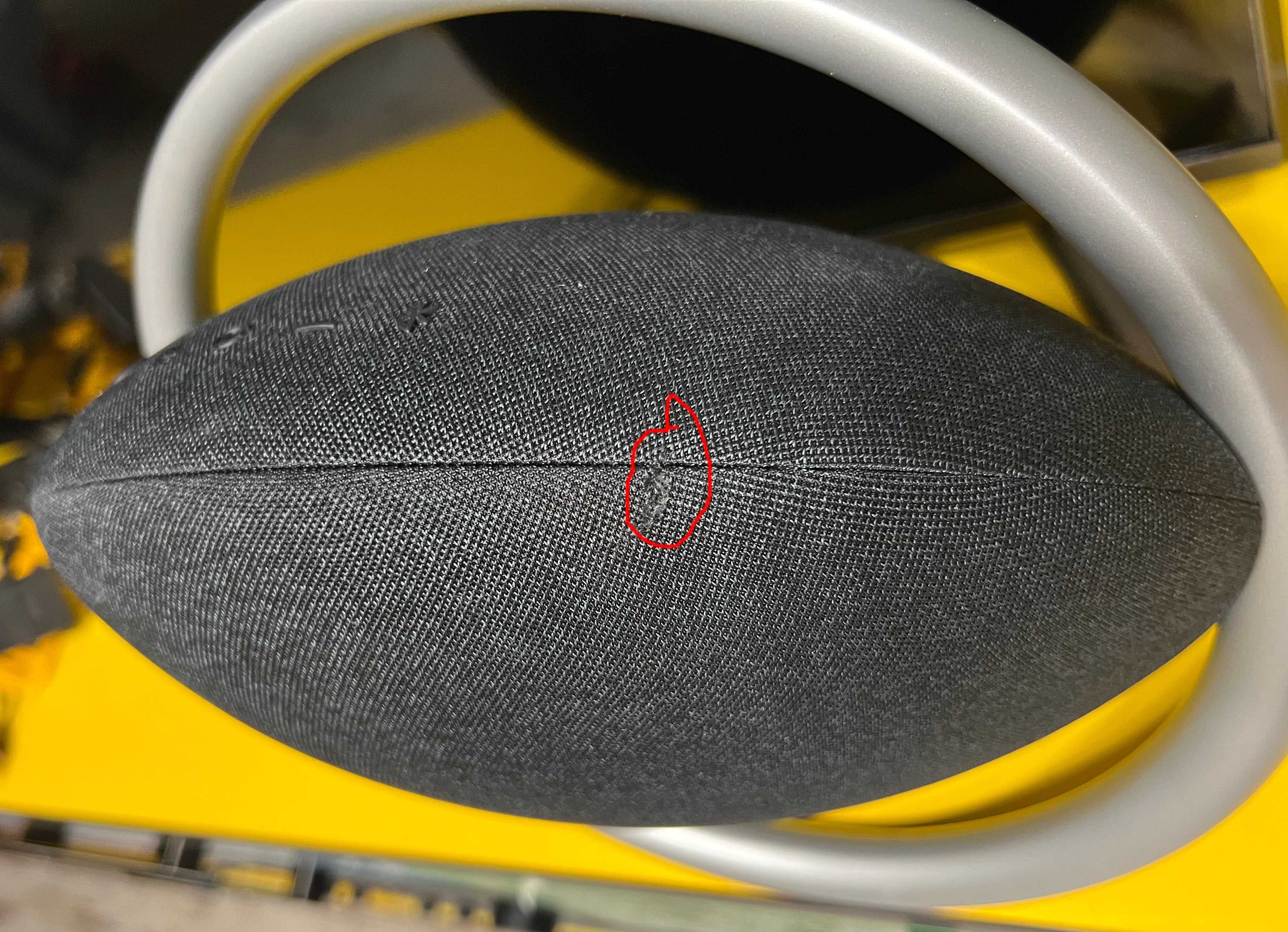 Акустична Bluetooth система  Harman Kardon Onyx Studio 8 як нова з США