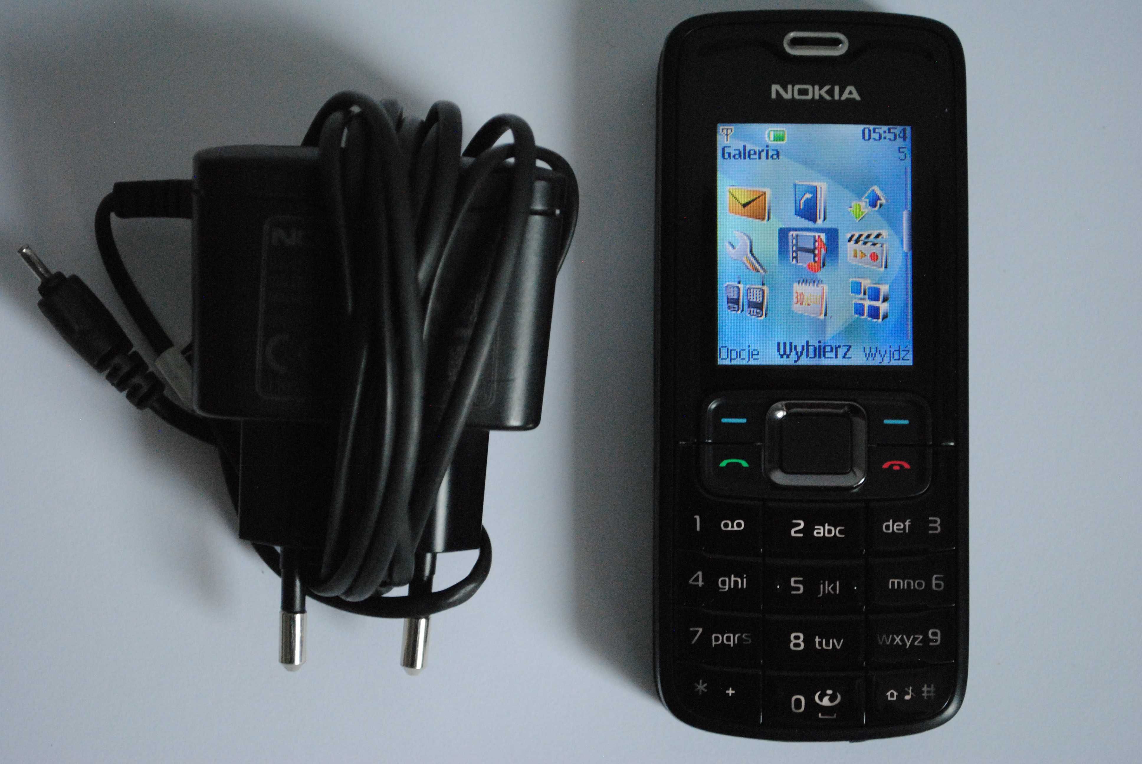 Klasyk Nokia 3110c z ładowarką bez sim locka stan IDEALNY