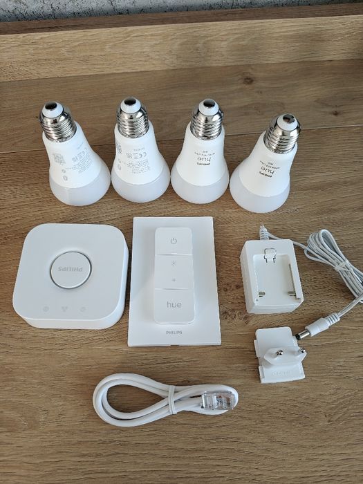 Sprzedam Nowy starter żarówek Hue white and Color 9W