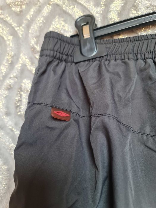Spodnie sportowe Umbro czarne