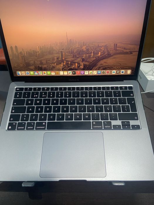 Macbook air 13 8gb ram e 512gb de capacidade com garantia