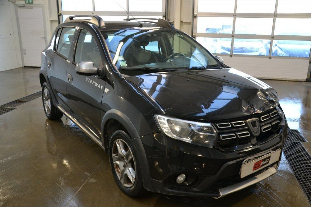 Dacia Sandero Stepway 1,5 dci 90ps* ekonomiczny* klimatyzacja* nawigacja* ICDauto