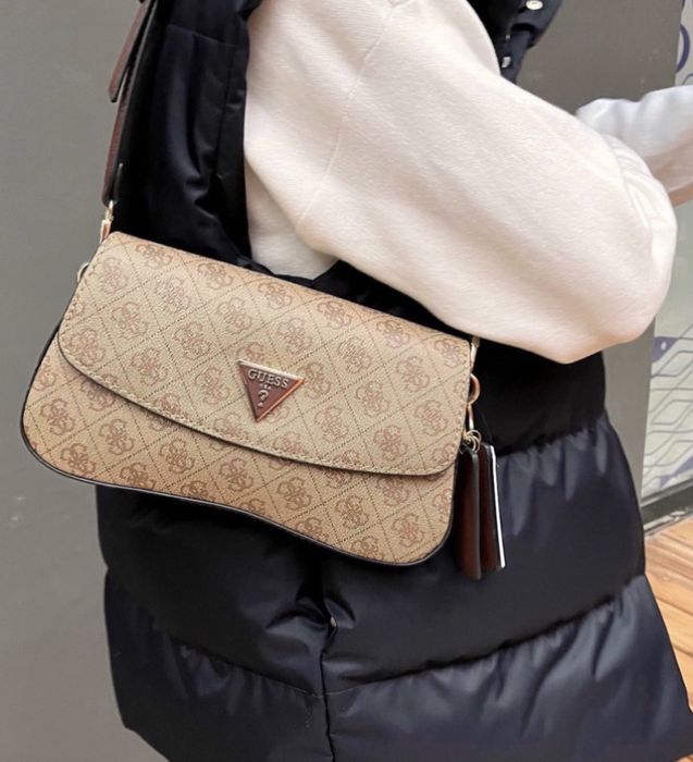 Сумка кросбоді  Guess оригинал