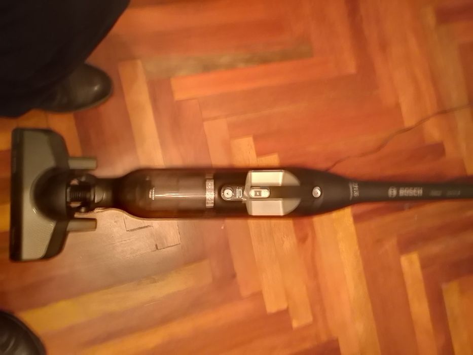 Пылесос BOSCH flexxo serie 4