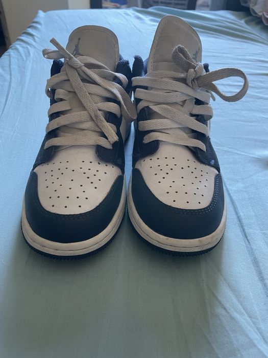 Tenis nike 36.5 azul branco e cinza como novos