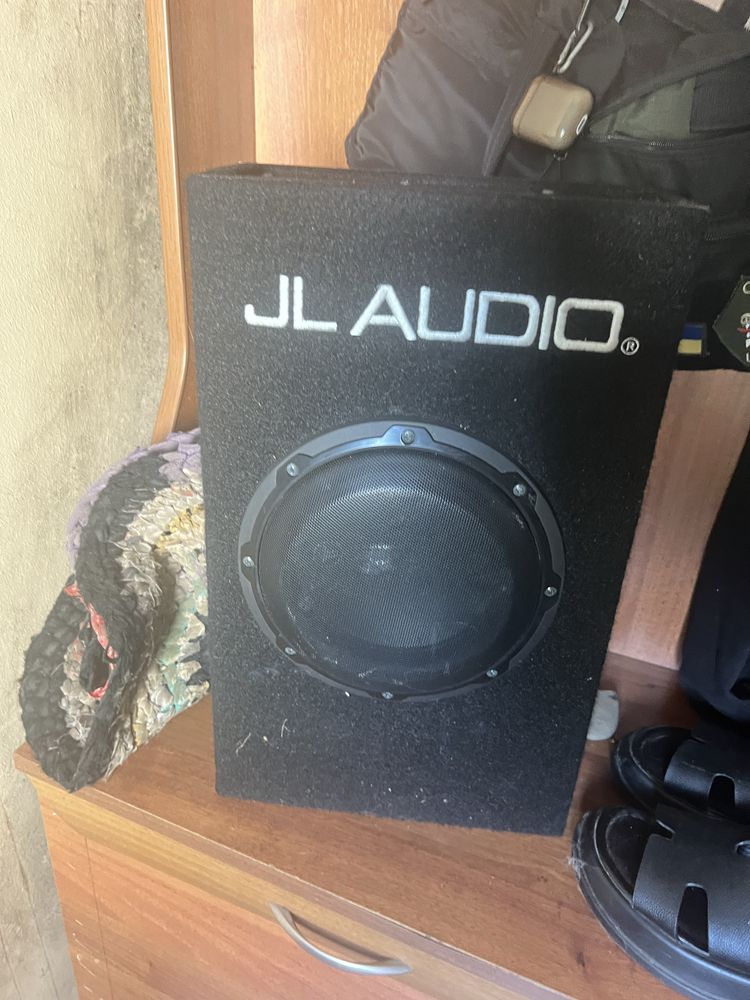 JL AUDIO ACP108LG-W3v3 сабвуфер
