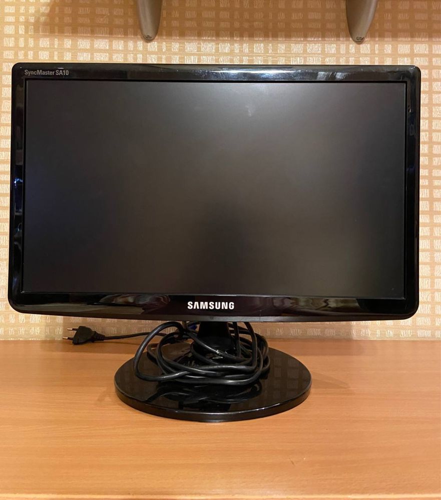 Монітор Samsung Syncmaster SA10