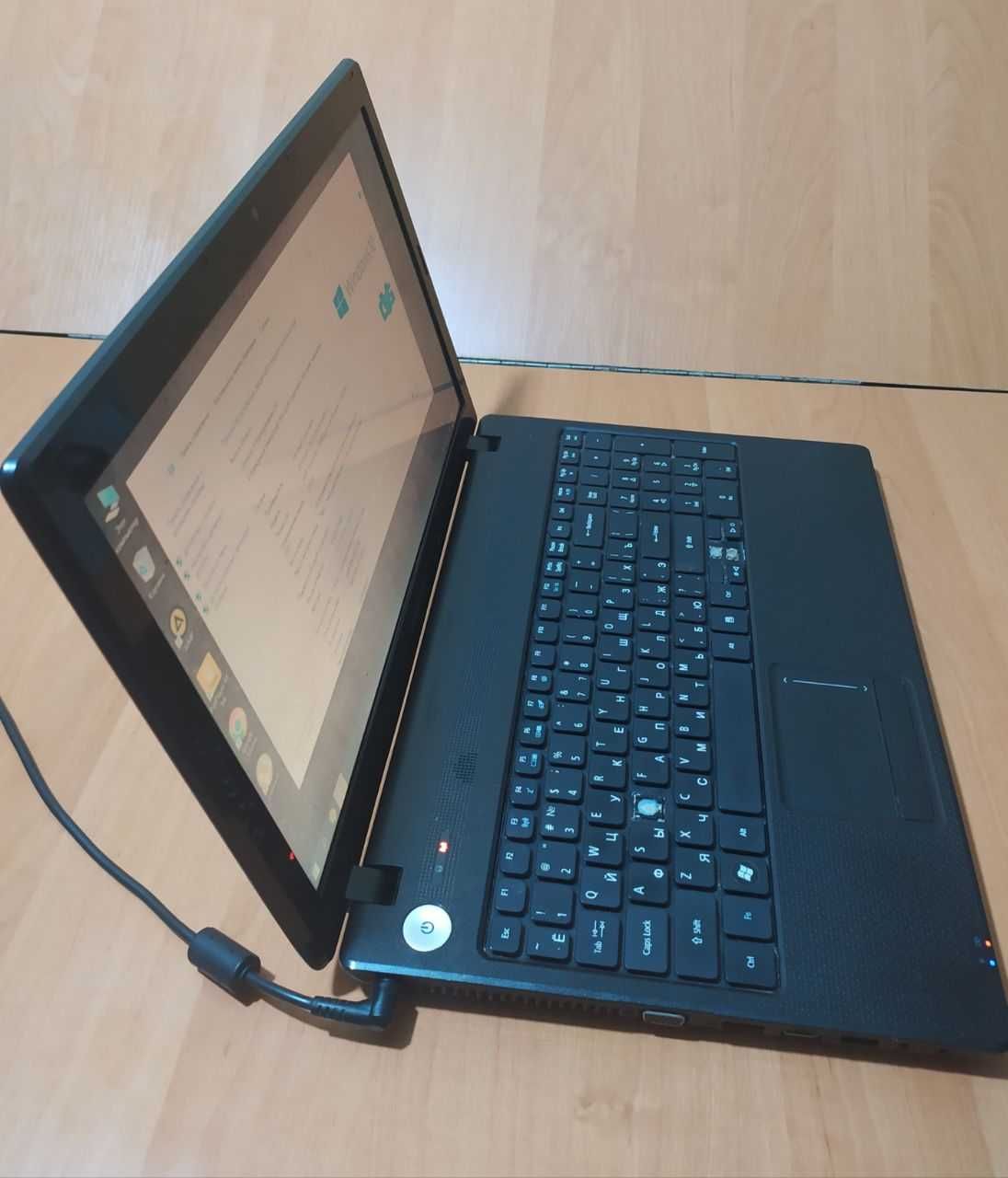 Ноутбук Acer eMachines model: pew86. два ядра 2,4Гц, 2гб оперативки