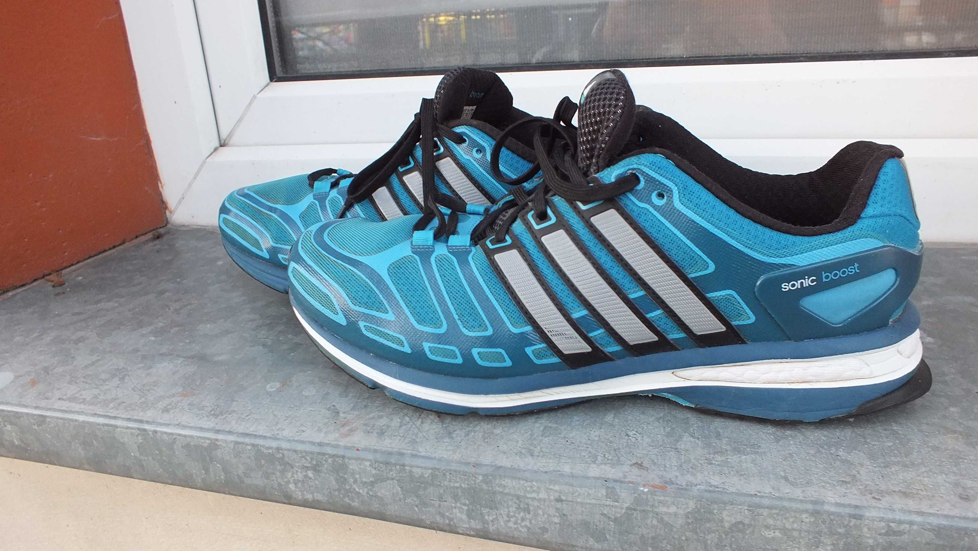 Super buty sportowe marki Adidas Sonic boost roz 46,2/3