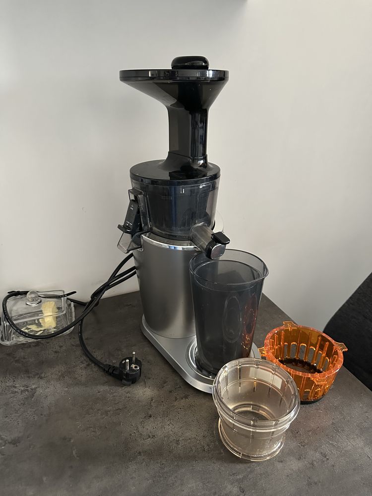 Wyciskarka wolnoobrotowa HUROM H100