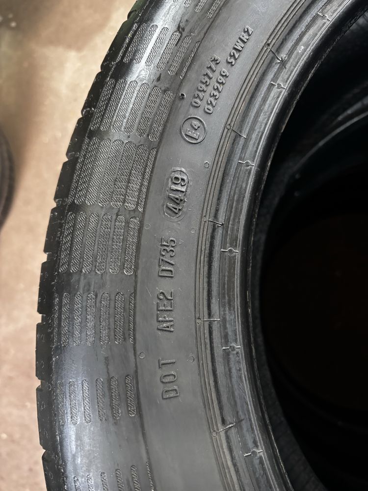 Sprzedam 4 opony Continental 215/55/R18 V XL