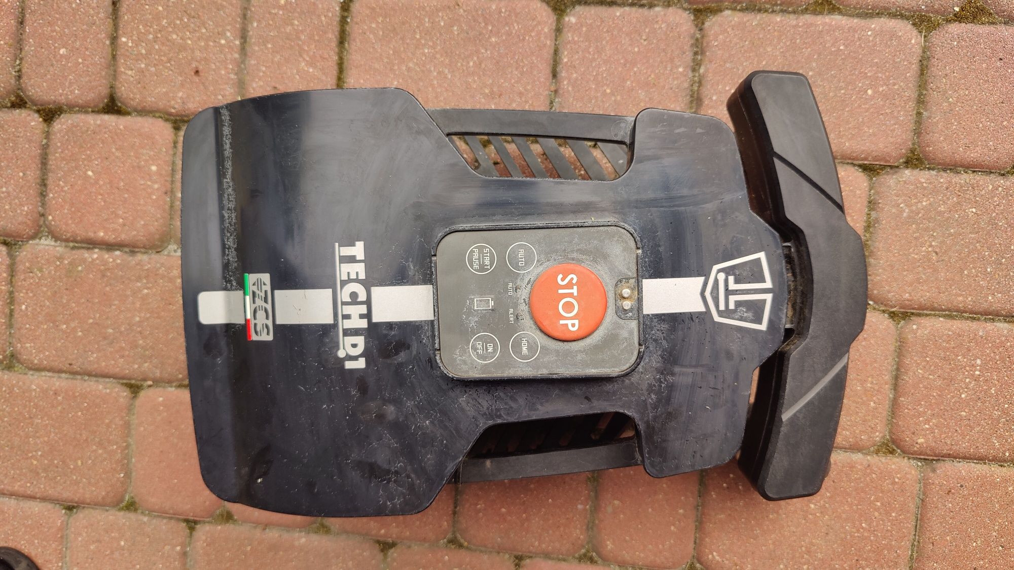 Kosiarka automatyczna Ambrogio Tech D1