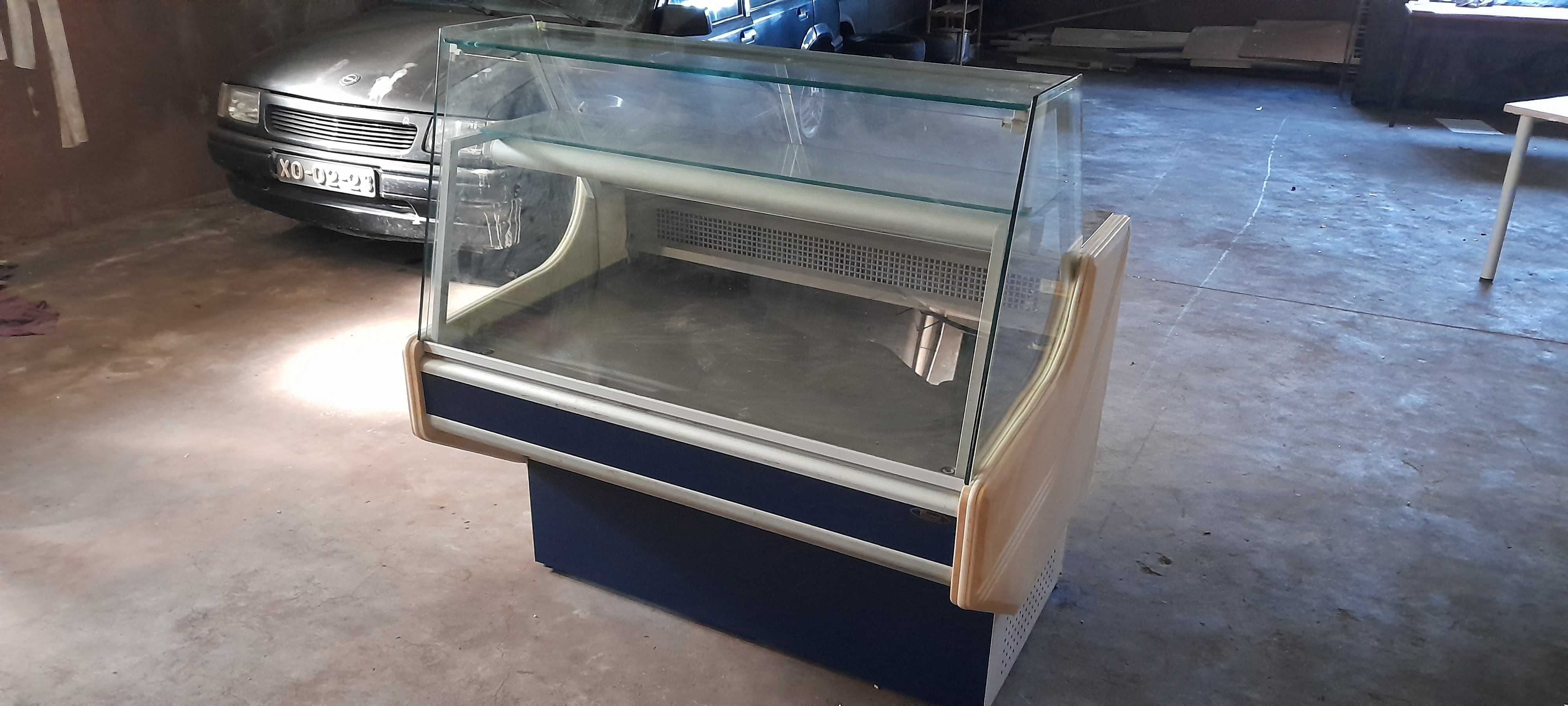 Vitrine Refrigerada com luz