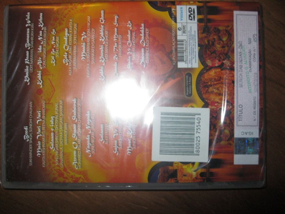 dvd SMURFS e Música das índias Novos!