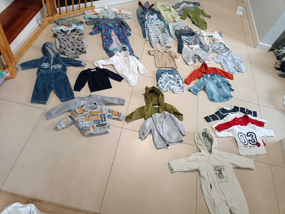 MEGA PAKA! Zestaw ubrań chłopięcych (68)