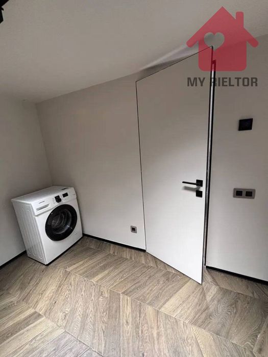 Продаж автономного будинку в котеджному містечку SoHo Town