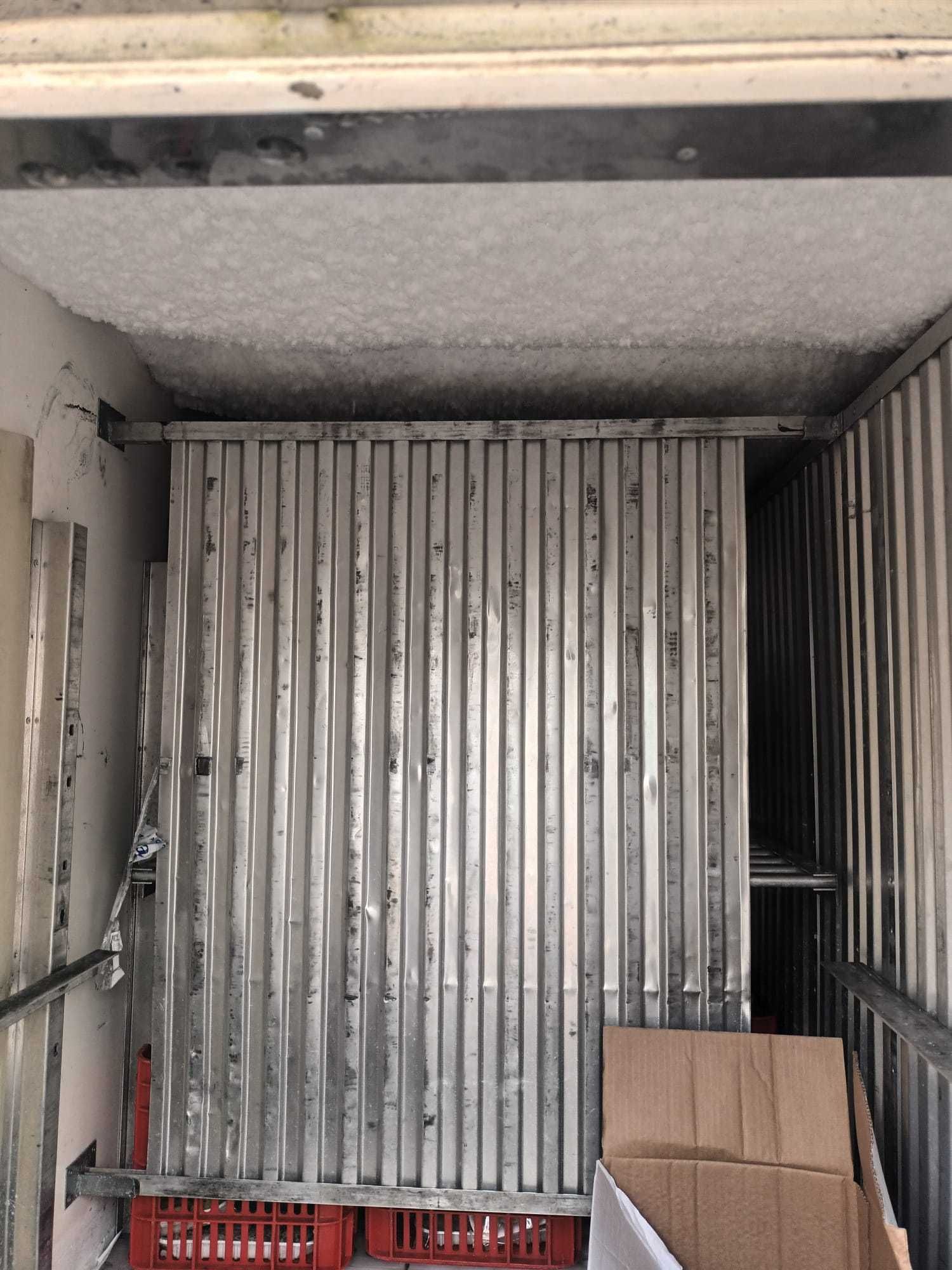 Contentor frio, compatível com camiao iveco