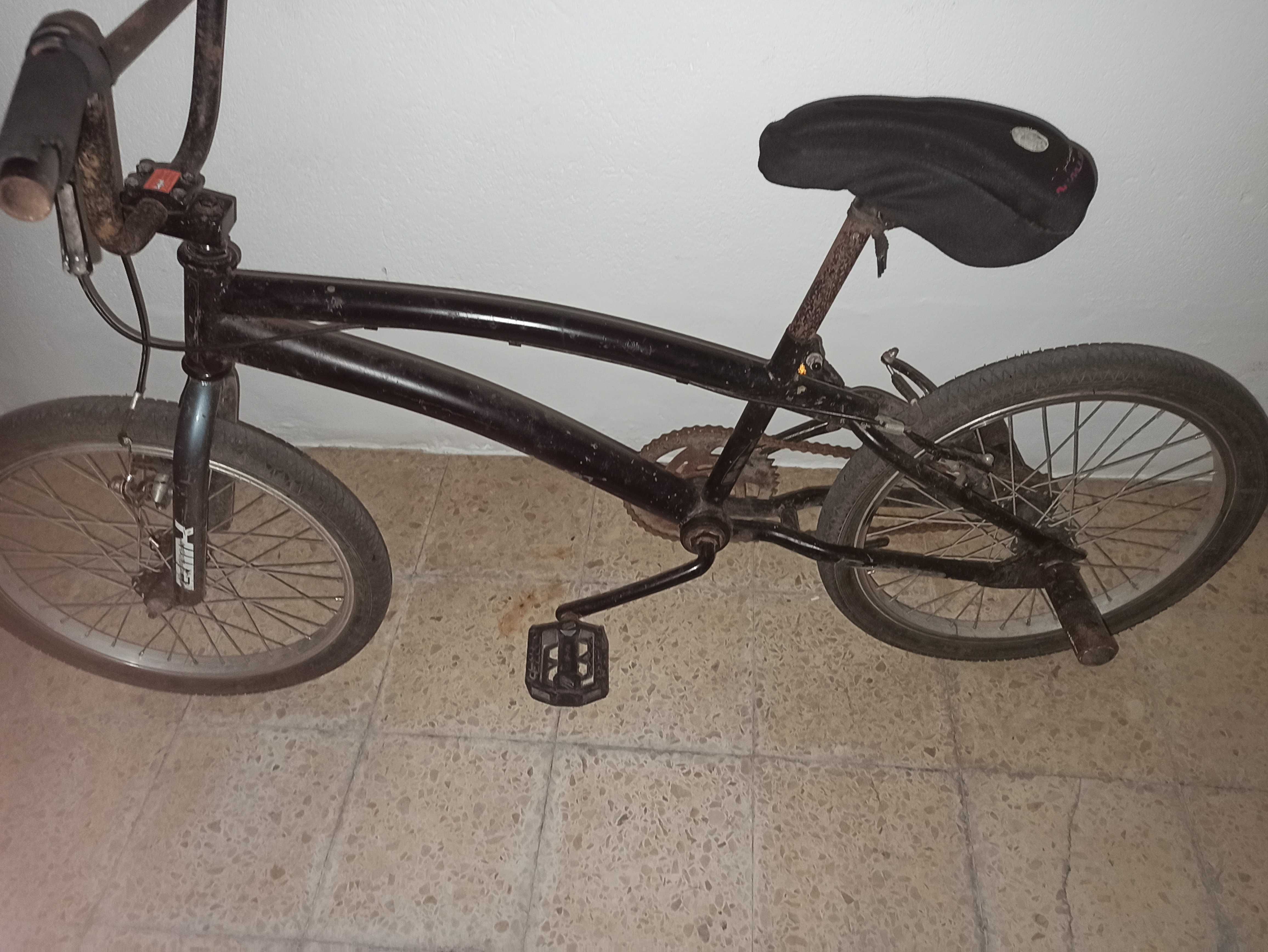 Bicicleta #BMX# estilo vice city (usada/boa)