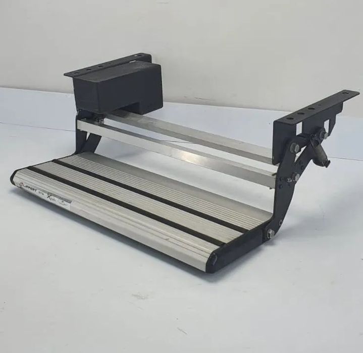 Stopień wejściowy kamper elektryczny wysuwany rozkładany Thule