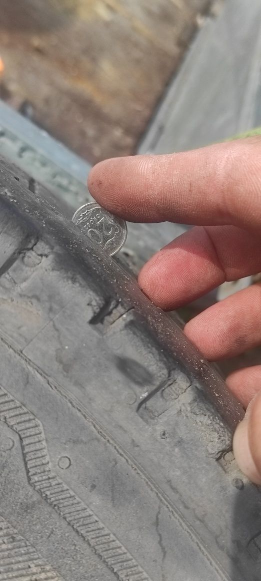 Koło continental 235/75/R 17.5