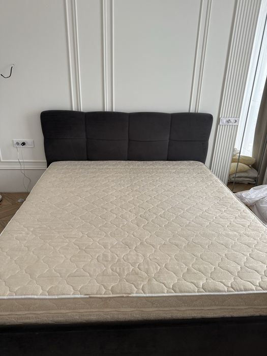 Матрац 200*180 см