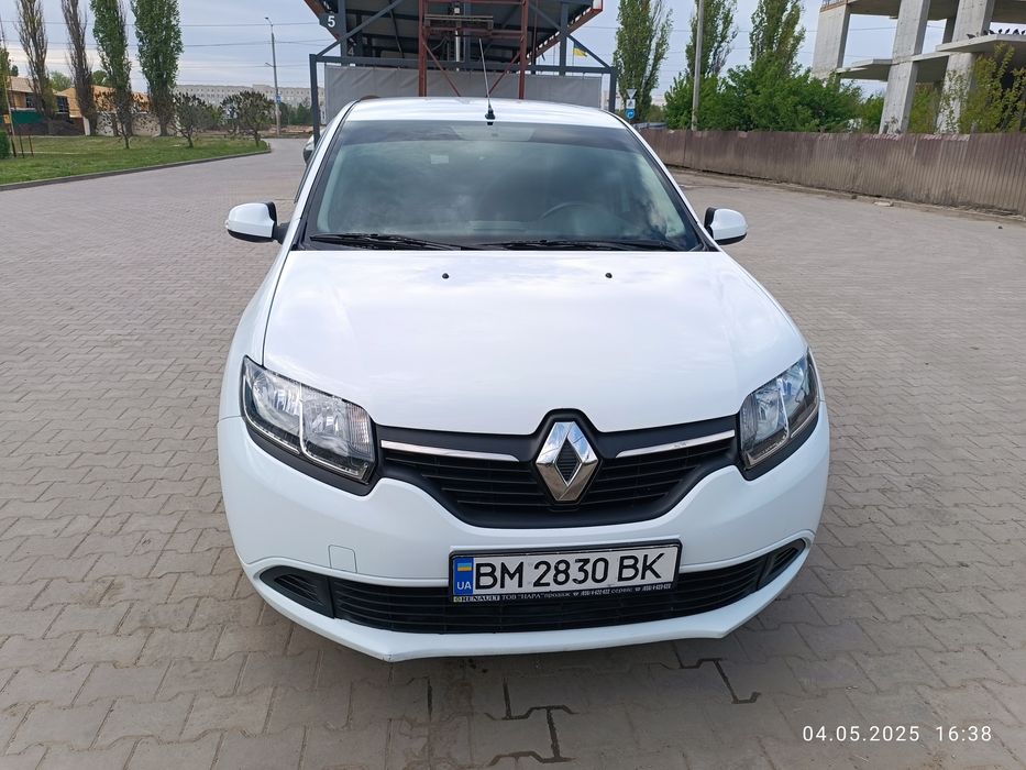 Рено логан 2013 рік