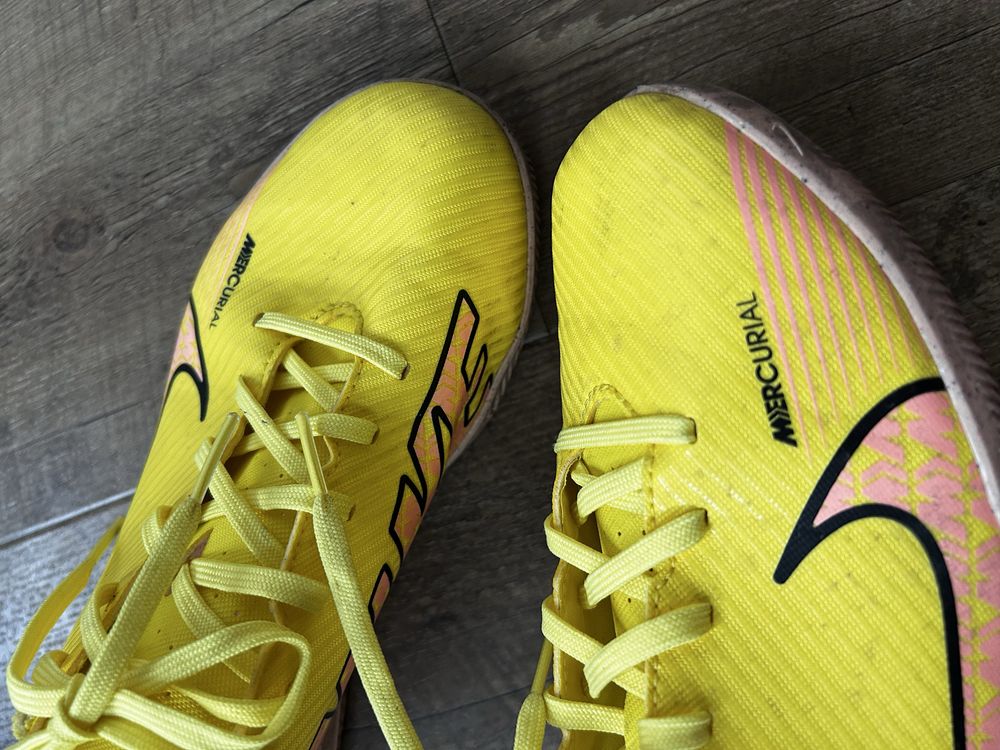 Buty Nike Mercurial 38,5 buty piłkarskie Nike halówki