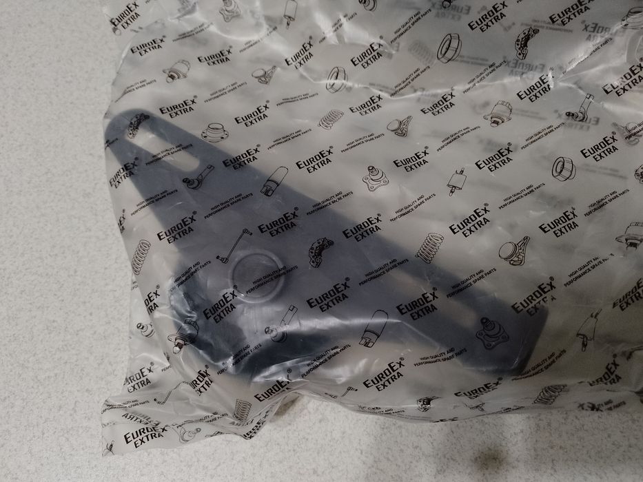 Новий натяжний ролик генератора Dacia (Renault) Sandero/Logan 1.4 - 1