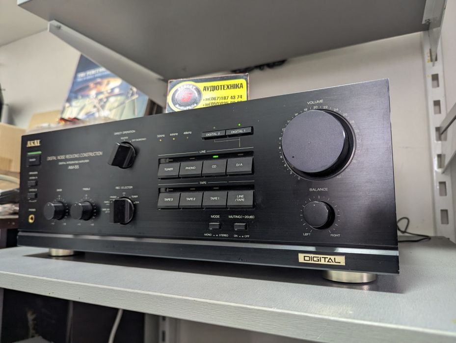 Стерео усилитель Akai AM 55. ЦАП. 2х120 Вт. Вес 11 кг. JAPAN