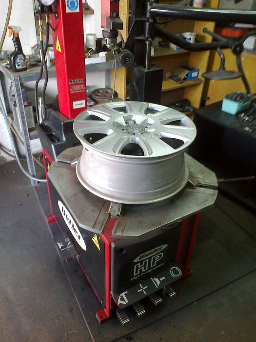 2 opony 225/45/17  Michelin