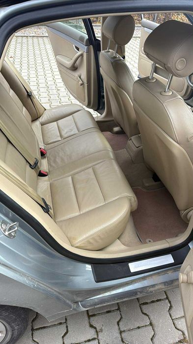 Audi A4B7 1.9TDI. SKÓRA