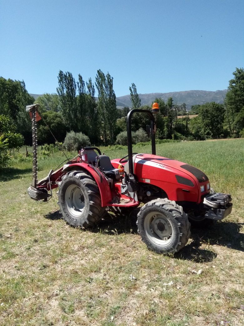 Serviços de limpezas e tractor