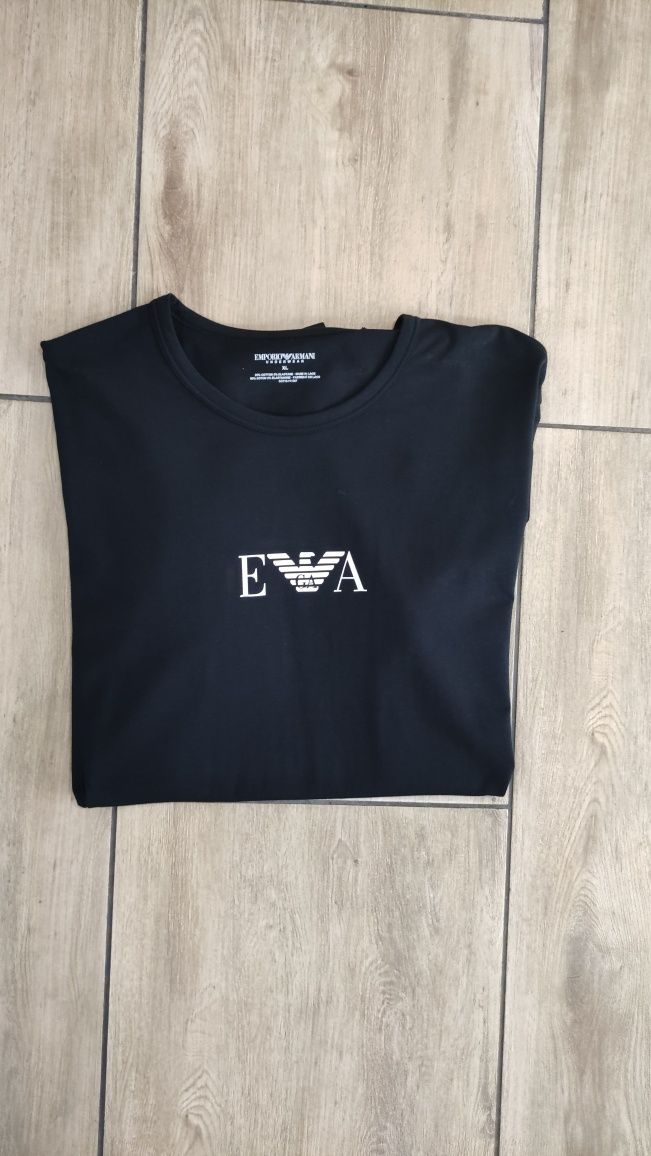 T-shirt Emporio Armani, nowy bez metki,  rozmiar XL i M