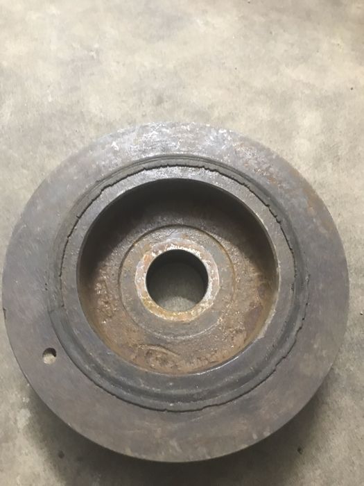 Шкив на двигатель вояджер 3