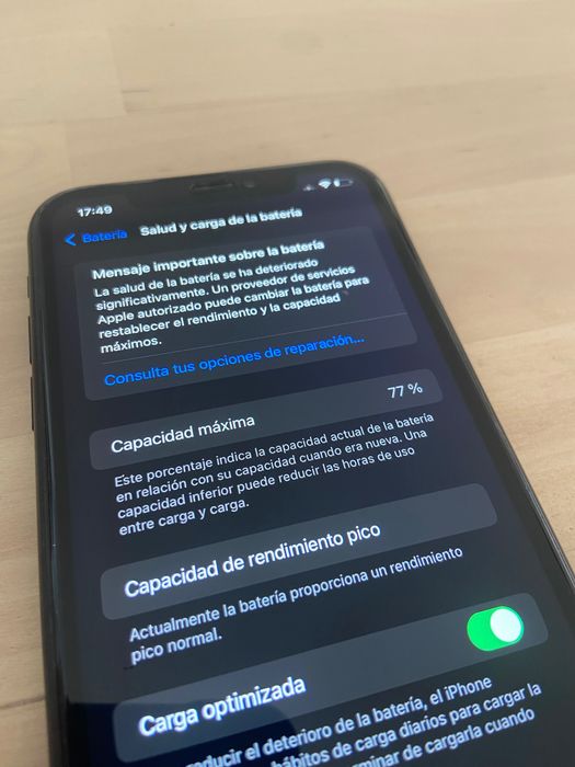iPhone XR, 64gb. + capas e acessórios